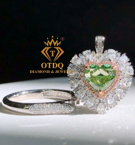 Nhẫn Nữ Kim Cương Xanh Thiên Nhiên Green 1.5Carat 