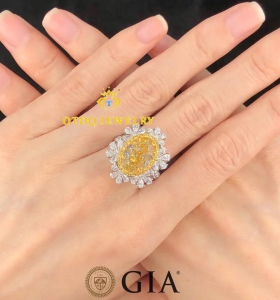 Siêu phẩm 2 in 1 - Nhẫn kết hợp Mặt Dây - Kim Cương Vàng Thiên Nhiên GIA 5.03 Carat 