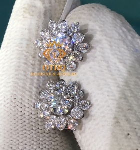 Bông tai Hoa Tuyết - Moissanite USA Luxury