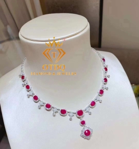 Dây Cổ 17.71 Carat (No heat) Pigeon's Blood Ruby Myanmar 