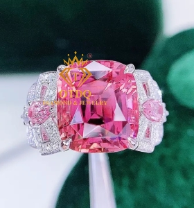 Nhẫn Đá Quý  Purplish Prink Tourmaline 8.29 Carat