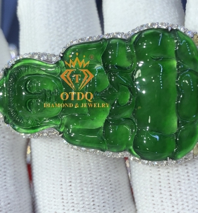 Mặt Phật Phỉ Thuý Lục Đế Vương Jadeite Type A 