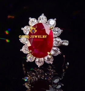 Nhẫn Nữ Ruby Pigeon Blood Mozambique 5.01 Cts - No heat