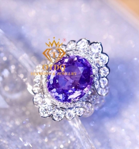 Nhẫn Sapphire 9.36 Carat ( No heat ) 