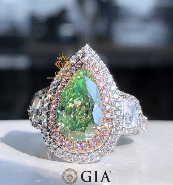 Nhẫn Nữ Kim Cương Xanh Green Thiên Nhiên 3.02 Carat - GIA
