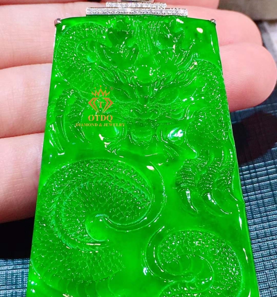 Mặt Dây Rồng Ngọc Phỉ Thuý Lục Đế Vương 
