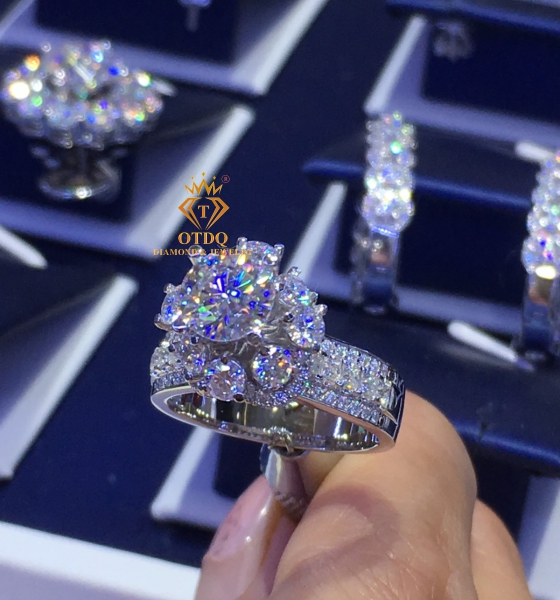 Nhẫn Kim Cương 6.8li Luxury, Vàng 14k - N113