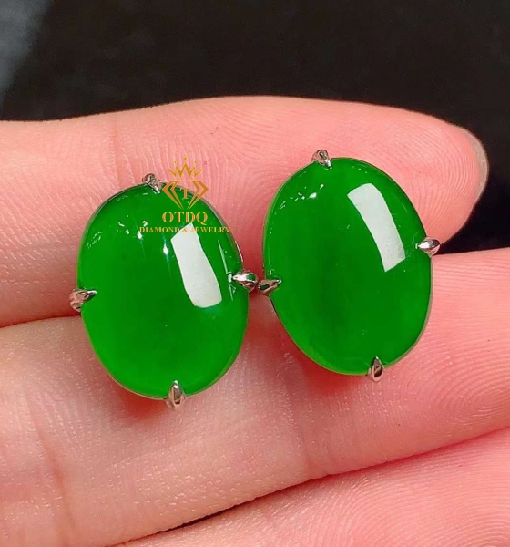 Bông tai Ngọc Phỉ Thuý Lục Đế Vương Jadeite Type A 