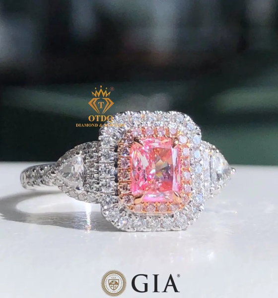 Nhẫn Kim Cương Hồng Thiên Nhiên 0.52 Carat -GIA