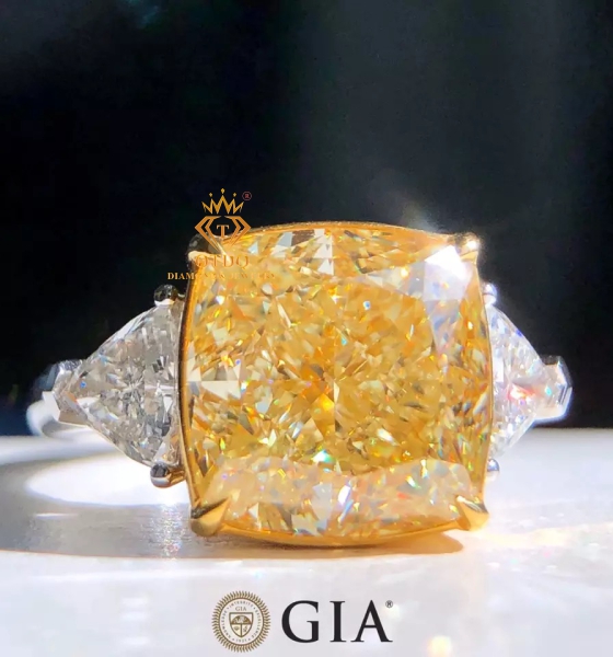 Nhẫn Nữ Kim Cương Thiên Nhiên Fancy  Light Yellow 8.53Ct -NKC66