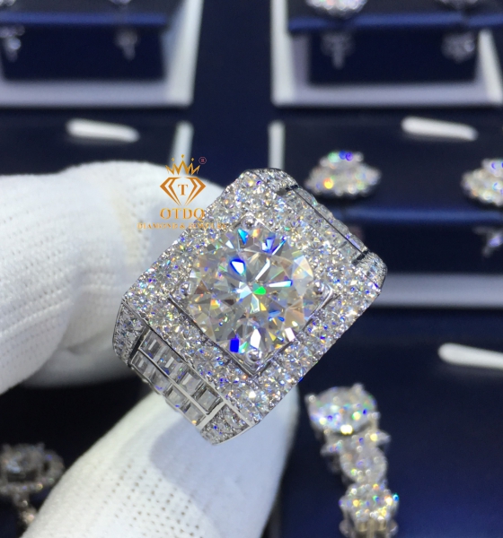 Nhẫn Kim Cương 10li (4 Carat) Luxury, Vàng 750 - N126