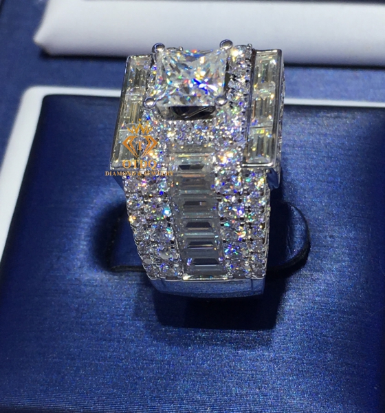 NHẪN KIM CƯƠNG VUÔNG 6li Luxury Vàng ý 750 - N286