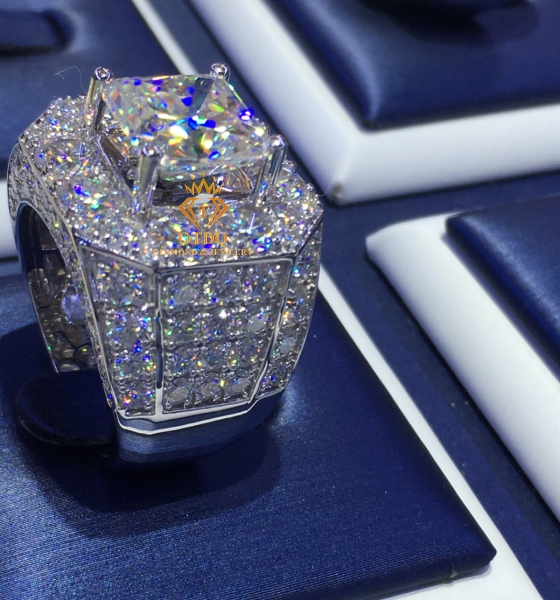 NHÂN KIM CƯƠNG 10li VUÔNG  LUXURY, VÀNG 14K - N199