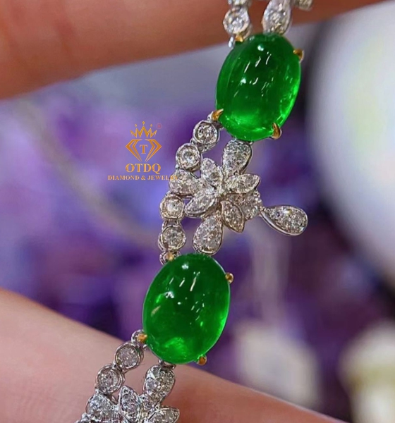 Dây Cổ Ngọc Lục Bảo Emerald 
