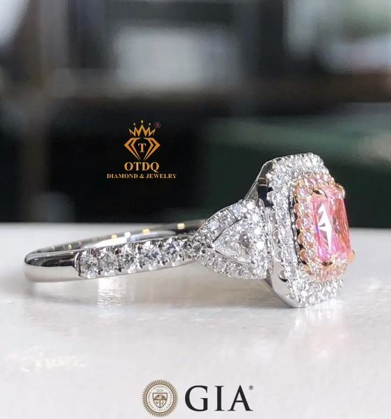 Nhẫn Kim Cương Hồng Thiên Nhiên 0.52 Carat -GIA