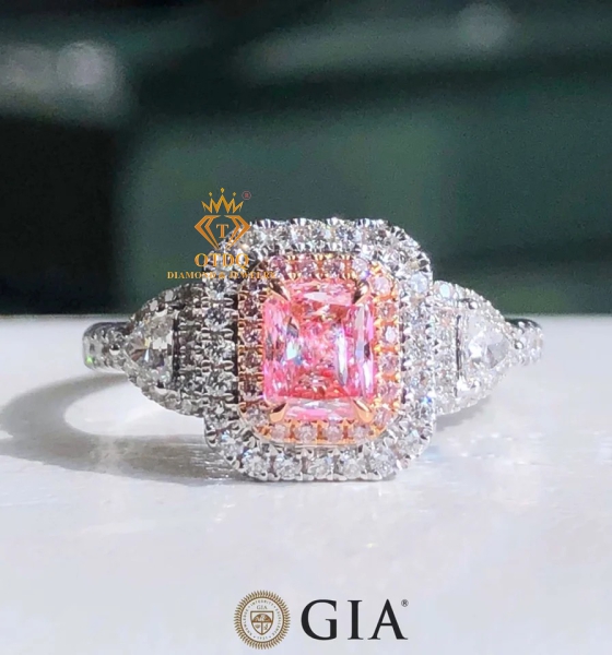 Nhẫn Kim Cương Hồng Thiên Nhiên 0.52 Carat -GIA