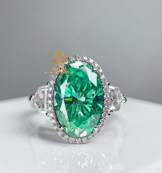 Nhẫn Kim Cương Xanh Green 5 Carat Thiên Nhiên 