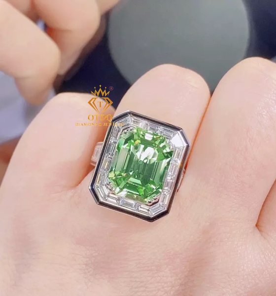 Nhẫn Tourmaline 12.3 Carat Đá Quý Thiên Nhiên - NDQ12.3