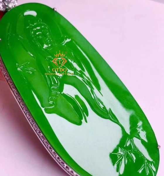 Thượng phẩm NGỌC PHỈ THÚY "QUAN THẾ ÂM"
