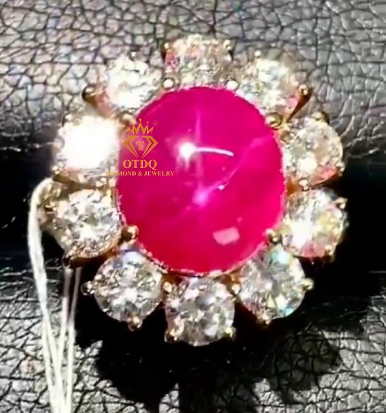 NHẪN NỮ RUBY SAO  8 CARAT MYANMAR - CHỨNG NHẬN GIA